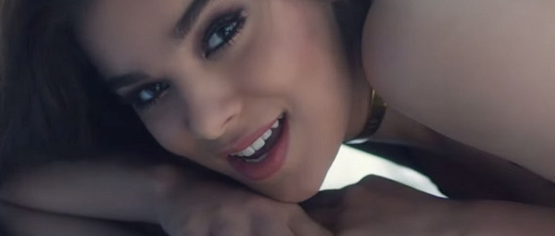 Hailee-Steinfeld1