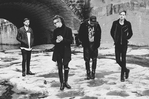 แปลเพลง She Way Out – The 1975