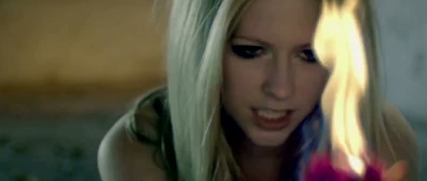 Wish-You-Were-Here-Official-Music-Video-avril-lavigne-25203814-1280-720