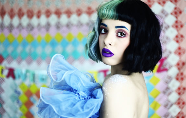 แปลเพลง Alphabet Boy – Melanie Martinez | เพลงไทย