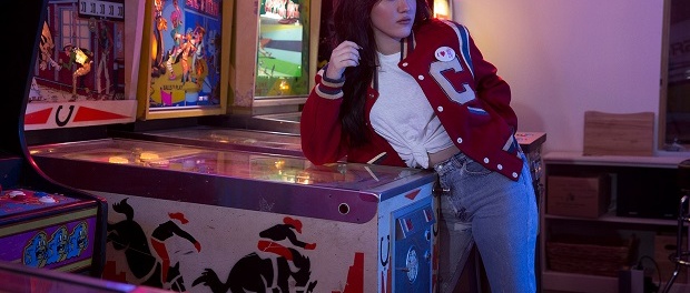 02-noah-cyrus-press-photo-credit-joseph-llanes-2016-billboard-1548