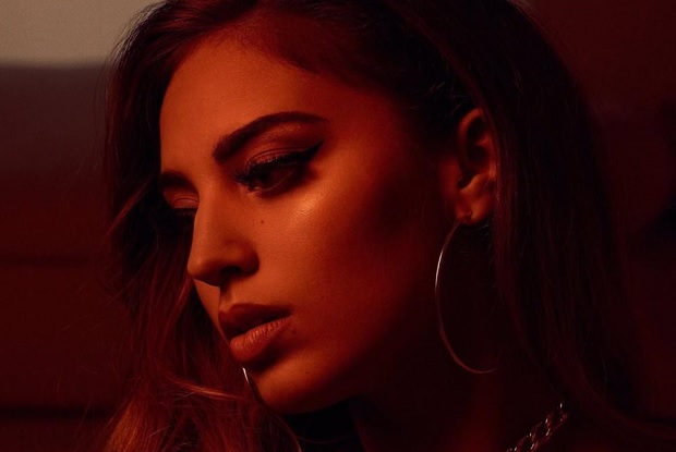 แปลเพลง To Me – Alina Baraz