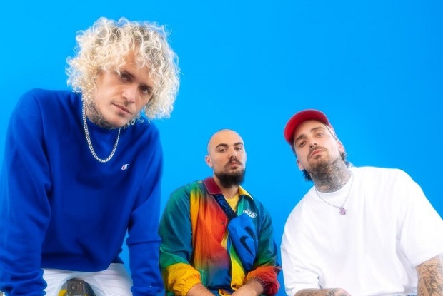 แปลเพลง Between Our Hearts – Cheat Codes Ft. CXLOE
