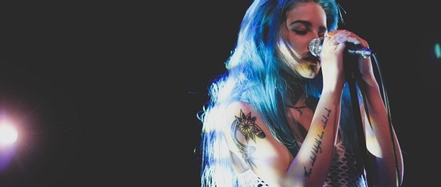 Halsey12-1050x700