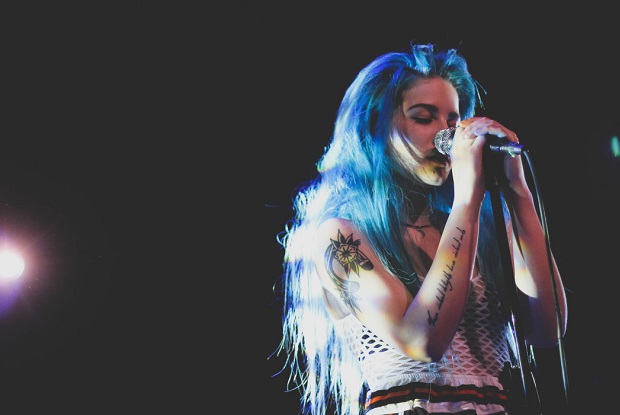 แปลเพลง colors – halsey | แปลเพลง แปลเพลงสากล แปลเพลงภาษาอังกฤษ