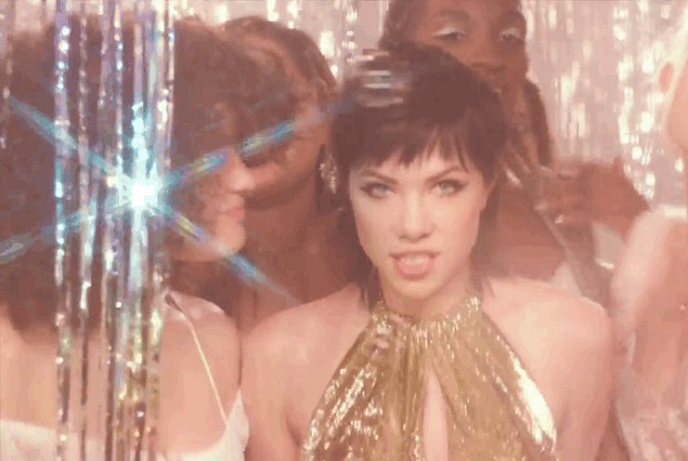 แปลเพลง Boy Problems – Carly Rae Jepsen