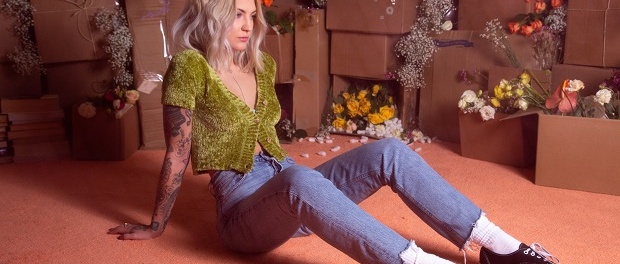 julia-michaels
