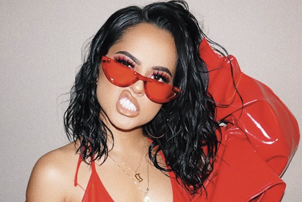แปลเพลง Next To You – Becky G & Digital Farm Animals ft. Rvssian